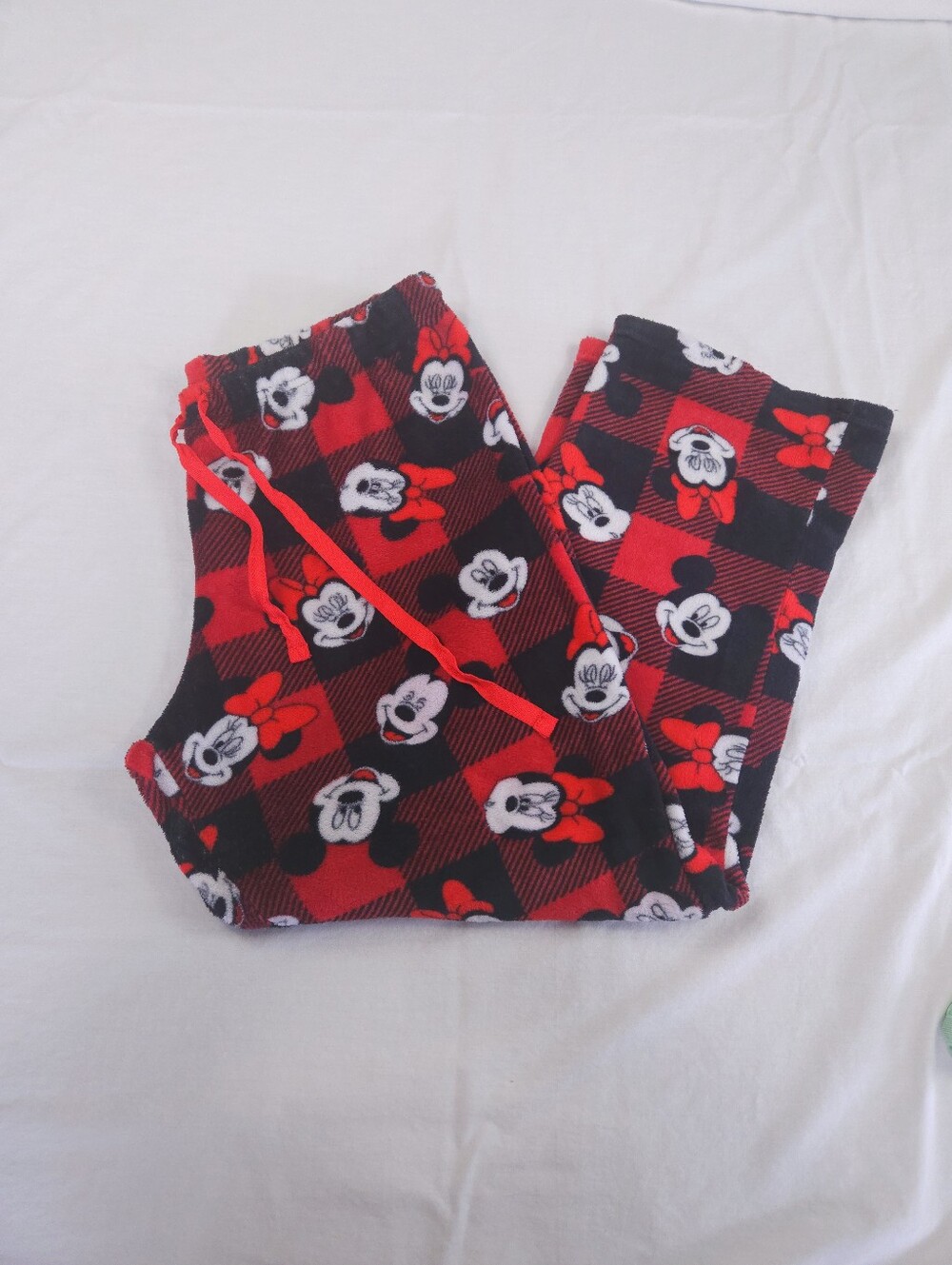 Disney Red and Black Minnie & Mickey Mouse Plaid Pajama Pants Size Large - Picture 2 of 4